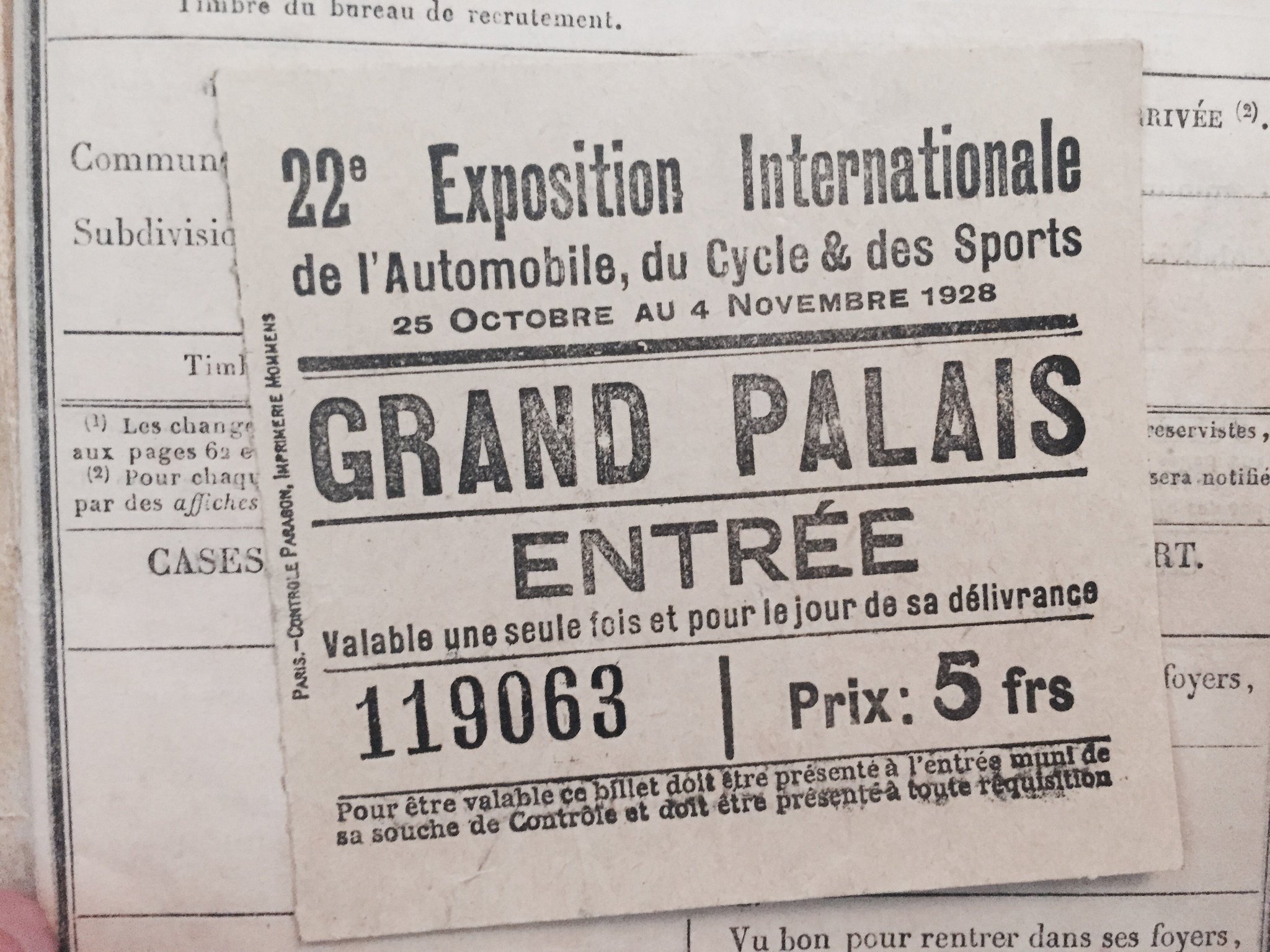 Il y a aussi un ticket pour le Grand palais en 1928... #Madeleineproject https://t.co/DQHJLw2Q21